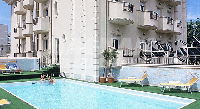 почивка в Gallia Palace
