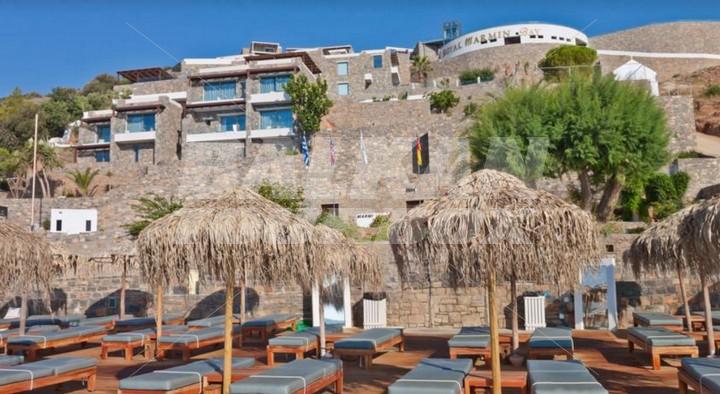 holiday in Royal Marmin Bay Boutique and Art