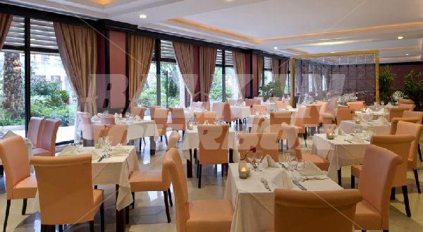 holiday in Amara Luxury Resort
