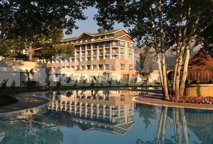 holiday in Amara Luxury Resort