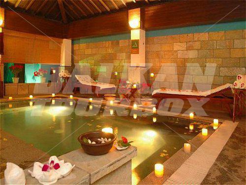 holiday in Holiday Inn Resort Yalong Bay