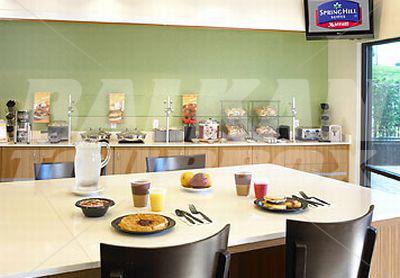 почивка в SpringHill Suites by Marriott St. Louis Airport/Earth City