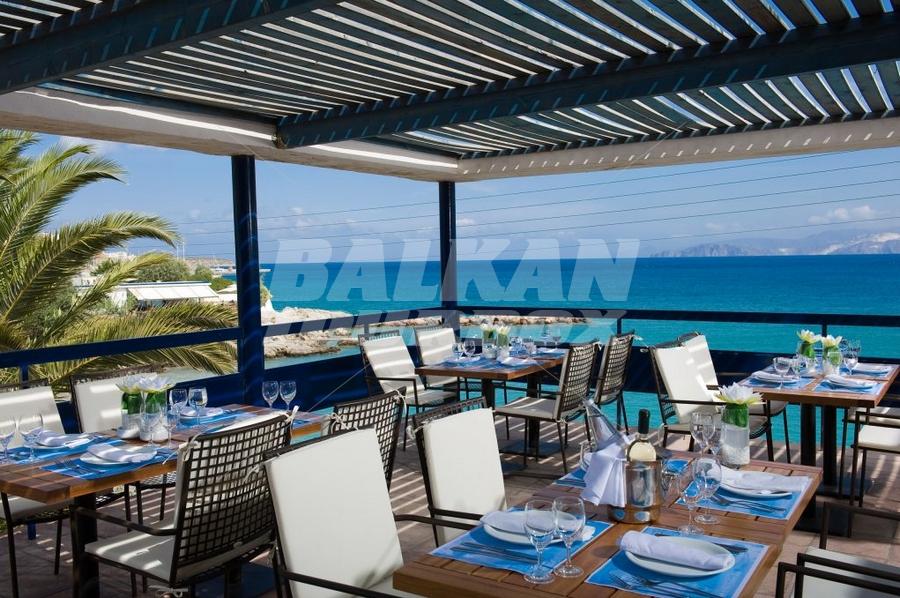 holiday in Ariadne Beach