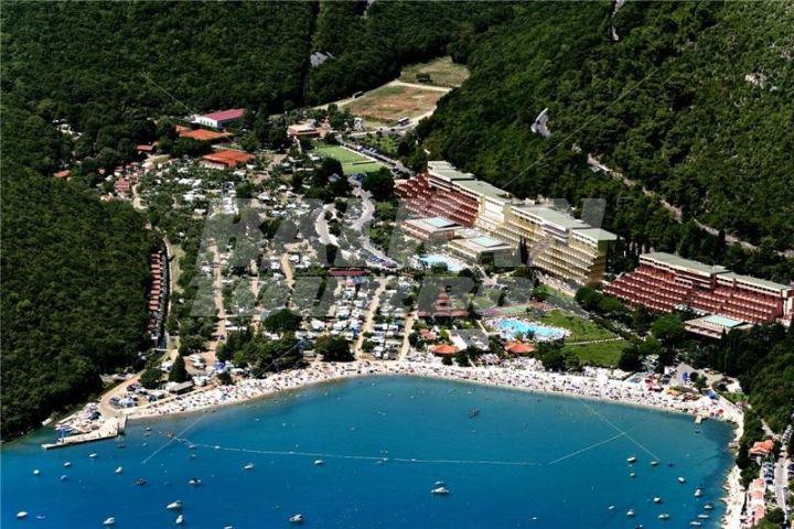 holiday in Hedera - Maslinica Hotels and Resorts
