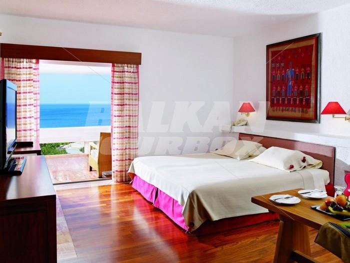 holiday in Elounda Mare A Relais and Chateaux