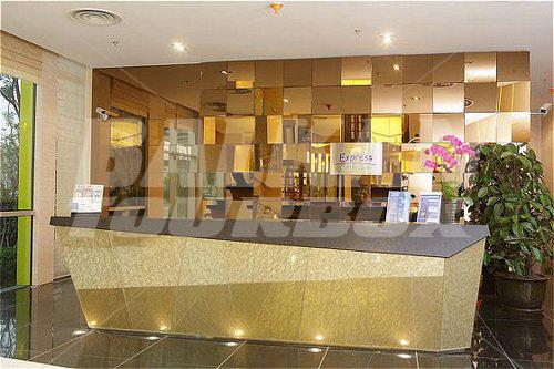 holiday in Holiday Inn Express Meilong