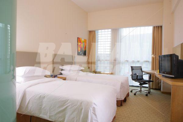 holiday in Holiday Inn Express Meilong