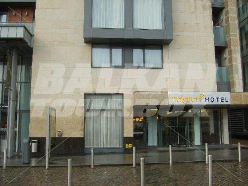 почивка в Maldron Smithfield Dublin