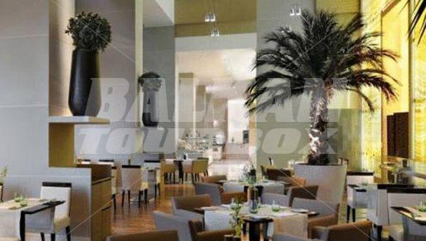 почивка в The Address, Dubai Mall