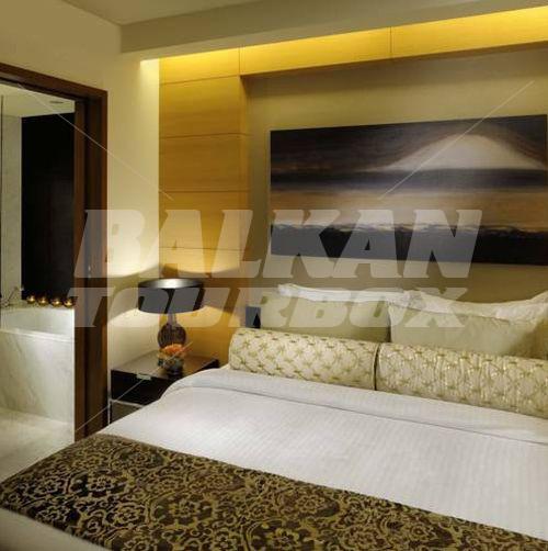 почивка в The Address, Dubai Mall