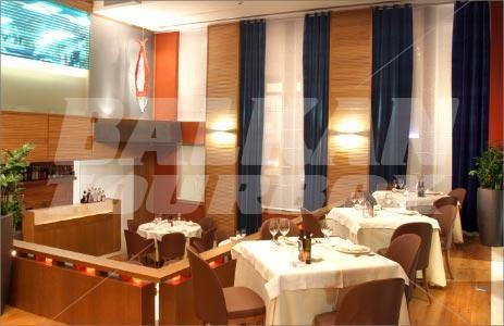 holiday in Eridanus Luxury