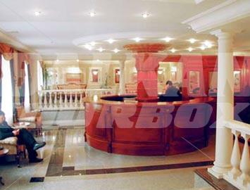 holiday in Petropalace
