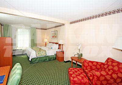 почивка в Fairfield Inn & Suites by Marriott Asheville South/Biltmore Square