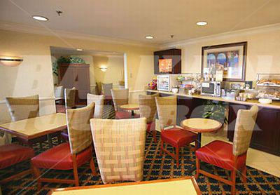 почивка в Fairfield Inn by Marriott Ontario