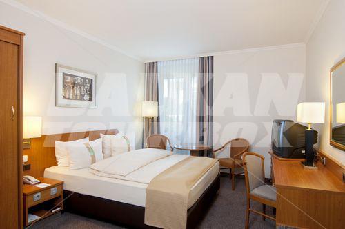 holiday in Holiday Inn Aachen