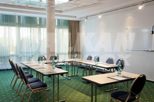 holiday in Holiday Inn Aachen
