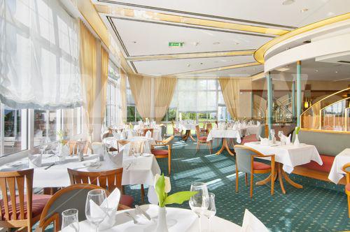 holiday in Holiday Inn Aachen