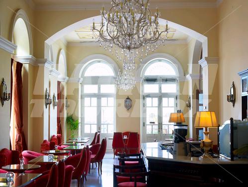 почивка в Grande Bretagne Nafplion