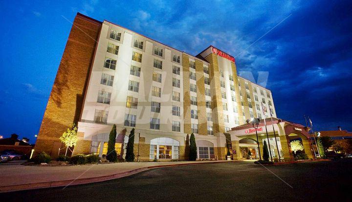 почивка в  Pueblo Marriott