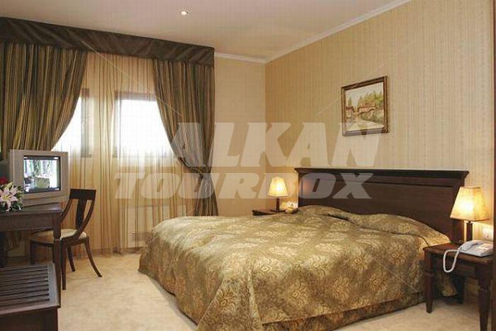 holiday in Grand hotel Jantra