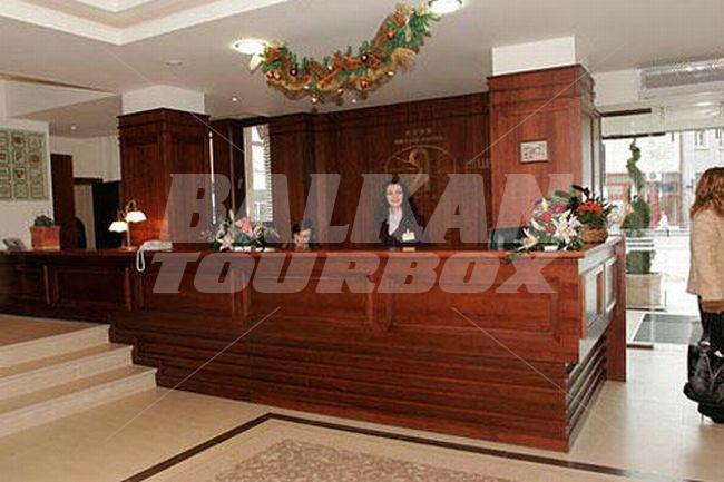holiday in Grand hotel Jantra