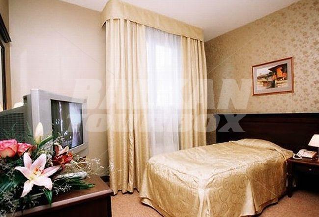 holiday in Grand hotel Jantra
