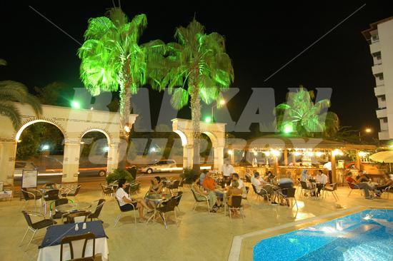 holiday in Sara