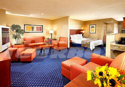 почивка в Courtyard by Marriott Sacramento Cal Expo