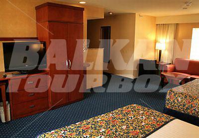 почивка в Courtyard by Marriott Sacramento Cal Expo
