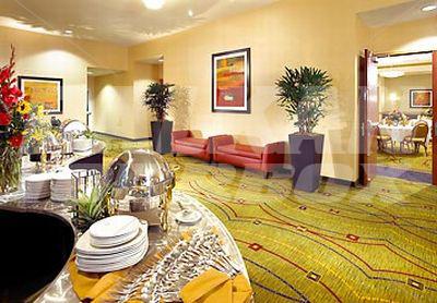почивка в Courtyard by Marriott Sacramento Cal Expo