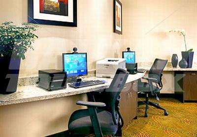 почивка в Courtyard by Marriott Sacramento Cal Expo