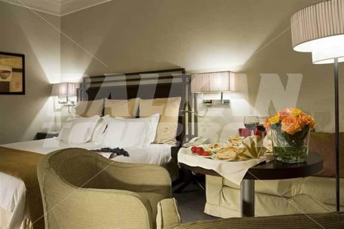 почивка в Crowne Plaza