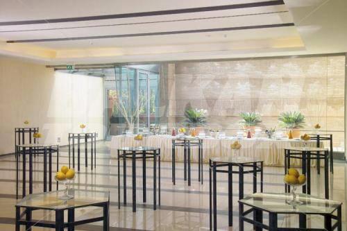 почивка в Crowne Plaza