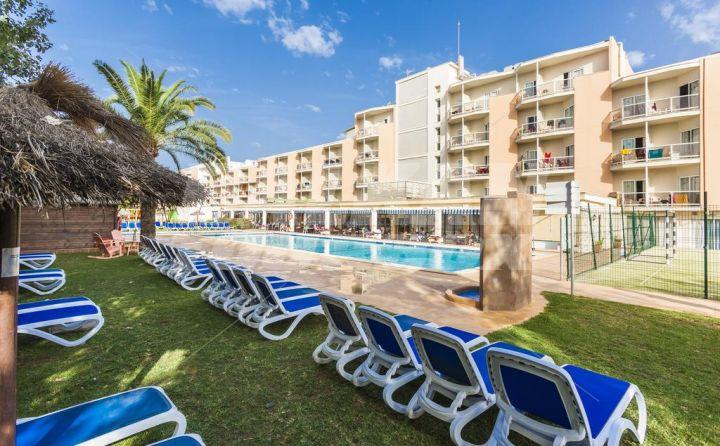 holiday in Globales Playa Santa PonsaPlaya Santa Ponsa