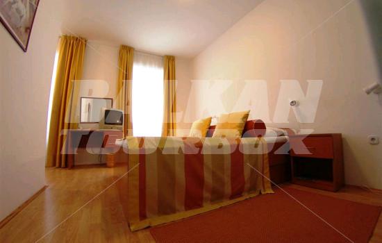 holiday in Villa Aurora