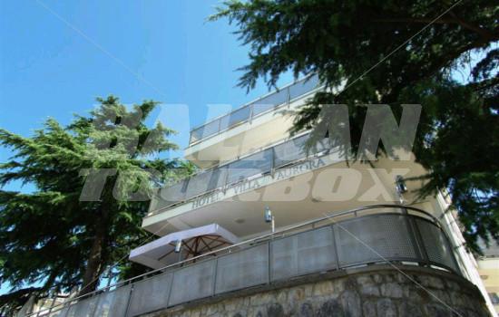 holiday in Villa Aurora