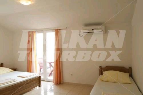 почивка в Sun Hostel Budva