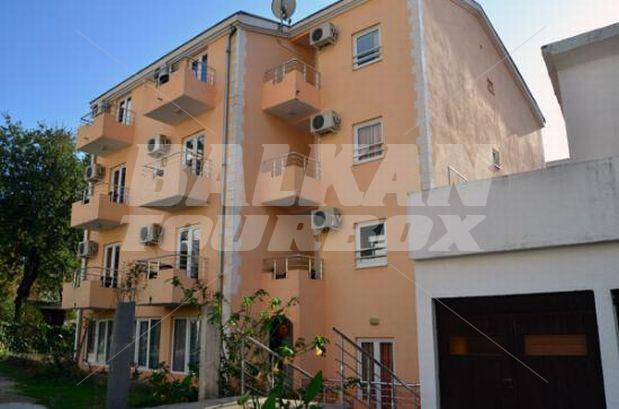 почивка в  Sun Hostel Budva