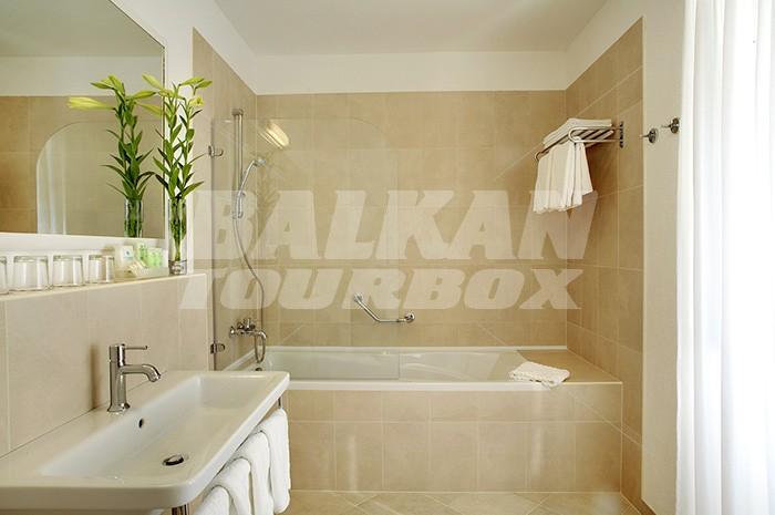 holiday in Lighthouse Villa