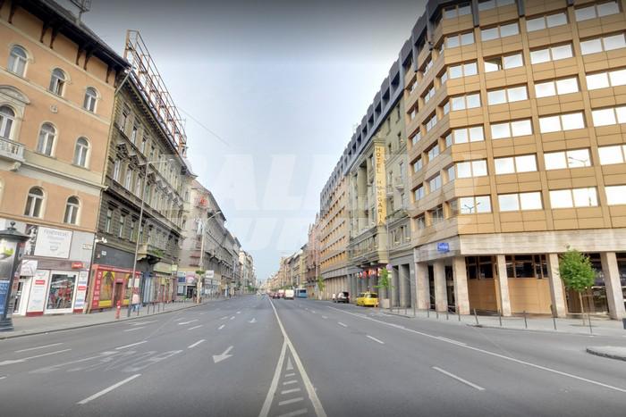 holiday in Hungaria City Center