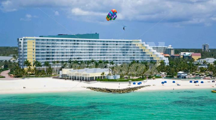 почивка в  Radisson Resort Grand Lucayan