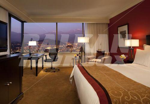 почивка в Santiago Marriott