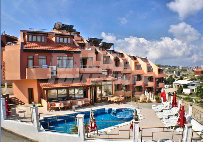 holiday in  Apolis