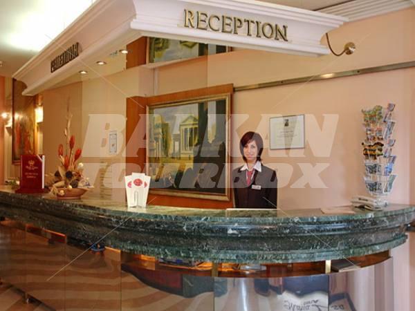 holiday in Maria Luisa