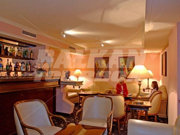 holiday in Maria Luisa