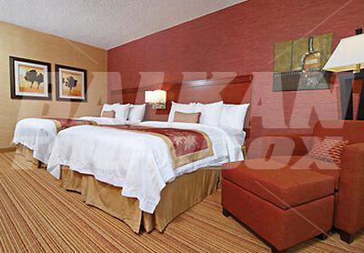 почивка в Courtyard by Marriott Memphis Downtown