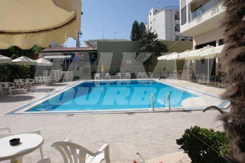 holiday in Saint Constantin