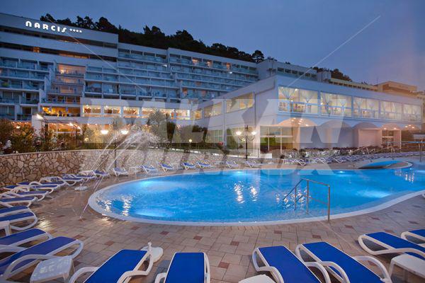 holiday in Narcis - Maslinica Hotels and Resorts