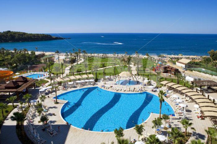 почивка в Saphir Resort and Spa