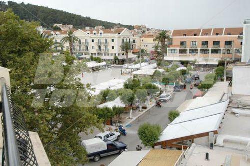 holiday in Mirabel City Center
